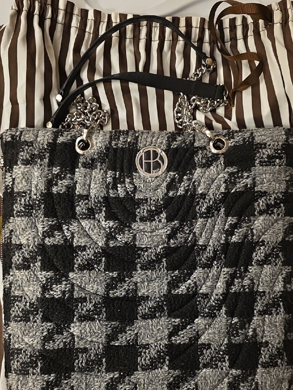 HENRI BENDEL *RARE* Chic Black & Gray Tweed Tote Bag with Chain Straps